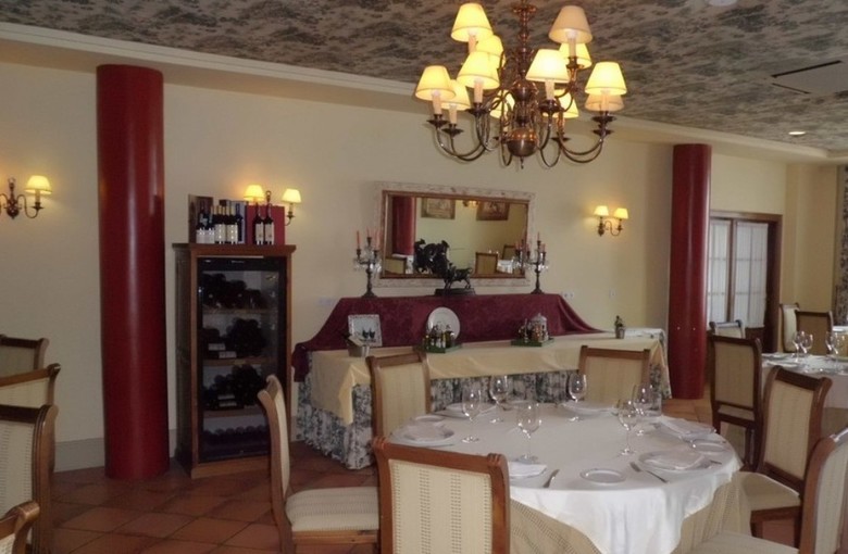 Hotel Puerta De La Villa