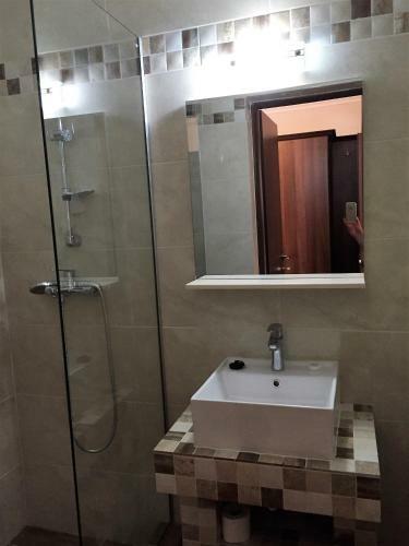 Hostal Pensiunea La Iani
