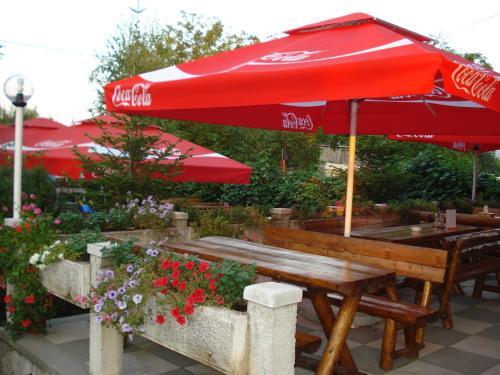 Hostal Vila Tom Cris