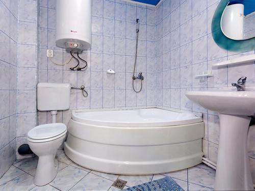Hostal Pensiunea Bobu