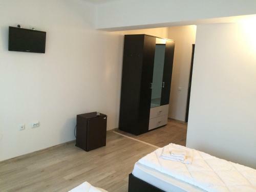 Hostal Pensiune Restaurant Indus
