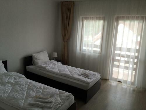 Hostal Pensiune Restaurant Indus