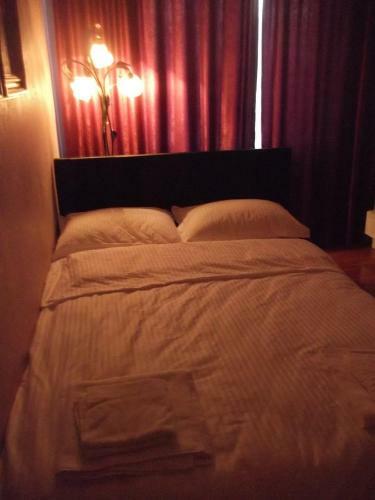 Hostal Pensiunea Raze De Soare