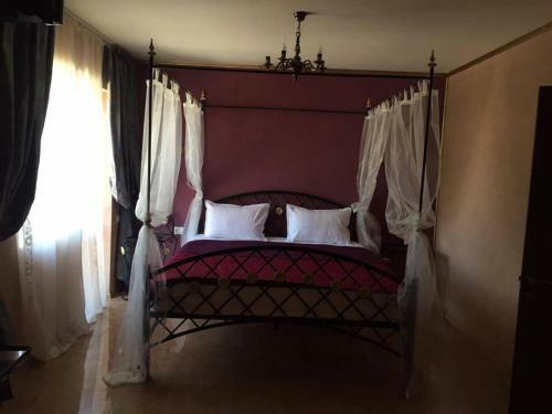 Hostal Pensiunea Diamond