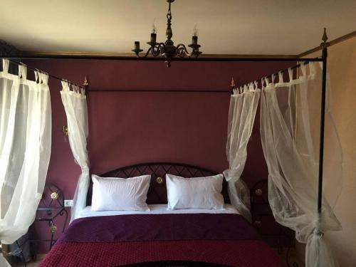 Hostal Pensiunea Diamond