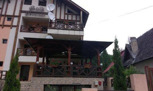 Hostal Pensiunea Gold