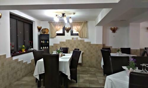 Hostal Pensiunea Gold