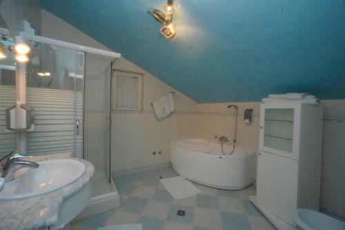 Hostal Accommodation Tara