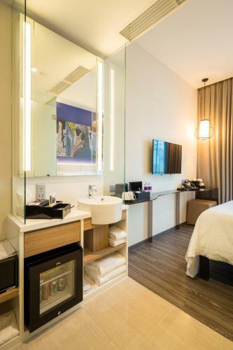 Hotel Mercure Singapore Bugis