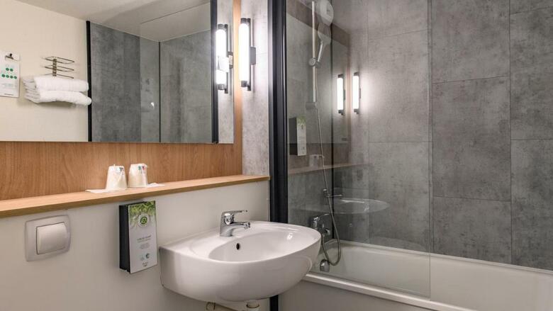 Hotel Campanile - Nimes Centre Mas-carbonnel