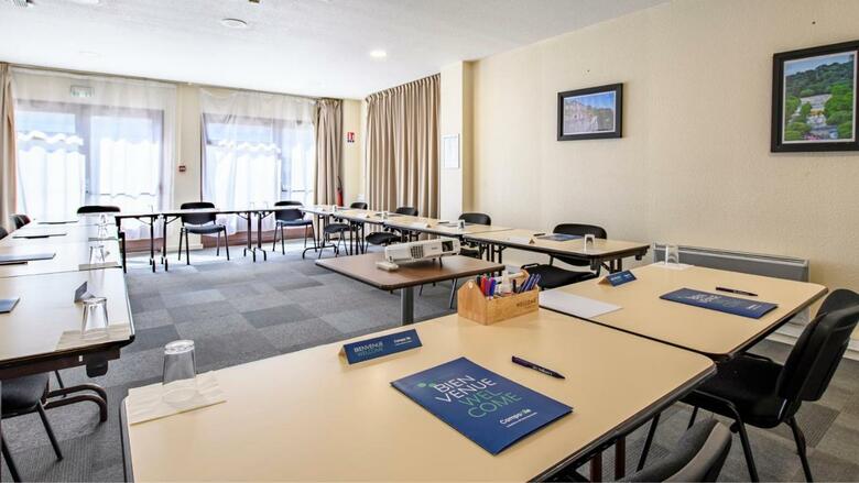 Hotel Campanile - Nimes Centre Mas-carbonnel