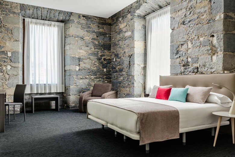 Hotel Balneario Ordu�a Plaza