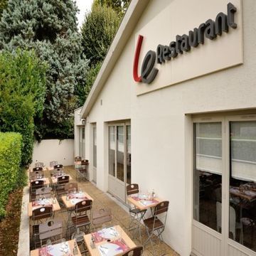 Hotel Campanile Lyon Dardilly