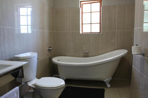 Bed & Breakfast Khayalami Lodge