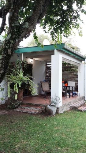 Hostal Falcon Crest Self Catering Cottages
