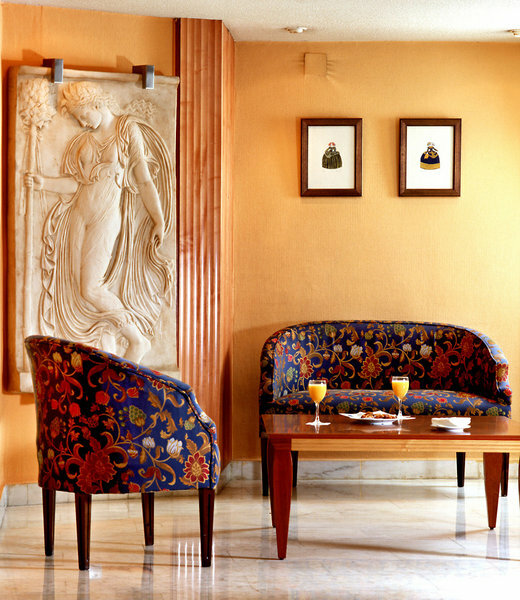 Rex Hotel