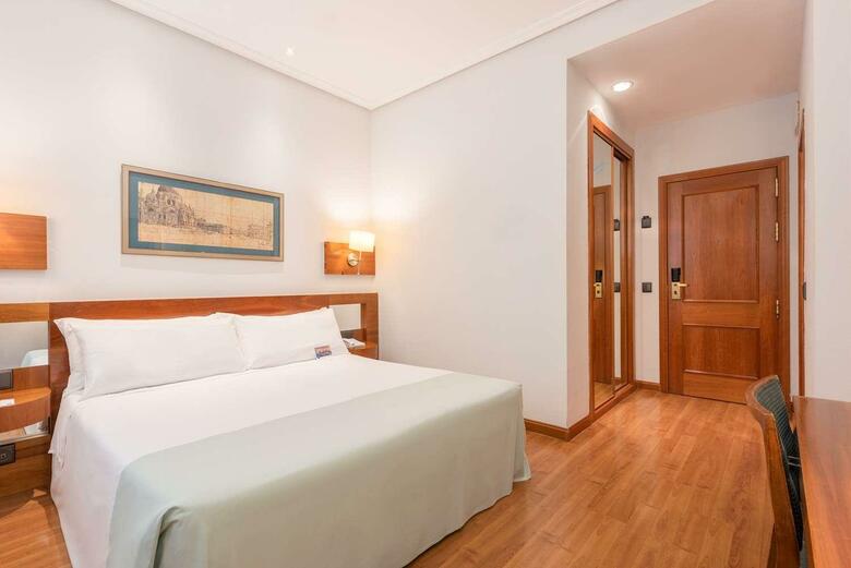Hotel TRYP Madrid Atocha