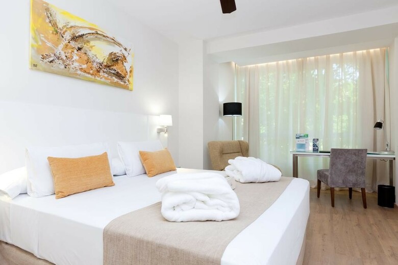 Hotel Senator Barajas
