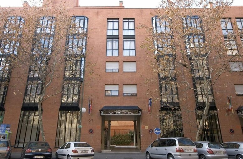 Aparthotel Espahotel Plaza Basilica