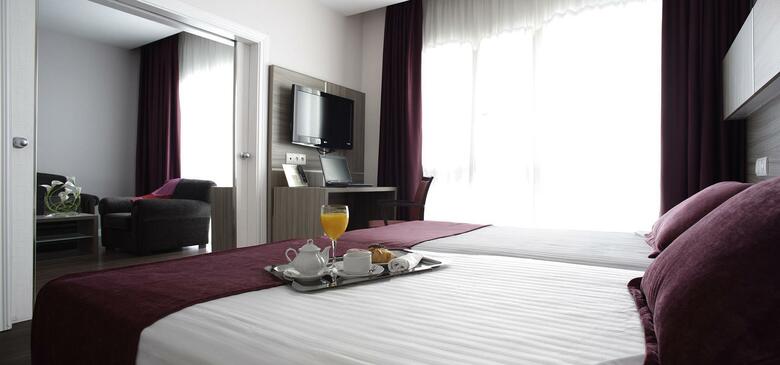 Hotel Serrano