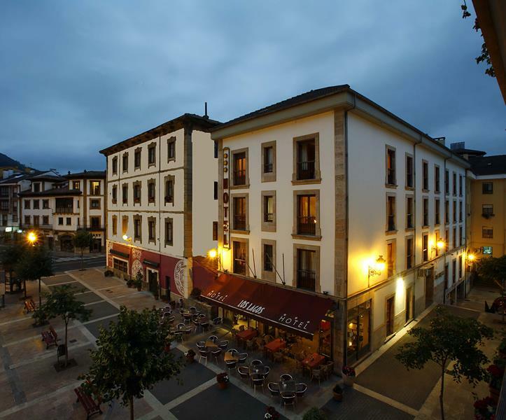 Hotel Arcea Los Lagos