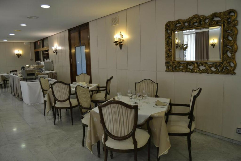 Hotel Mir Octavio