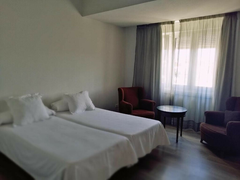 Hotel Mir Octavio