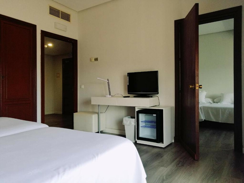 Hotel Mir Octavio