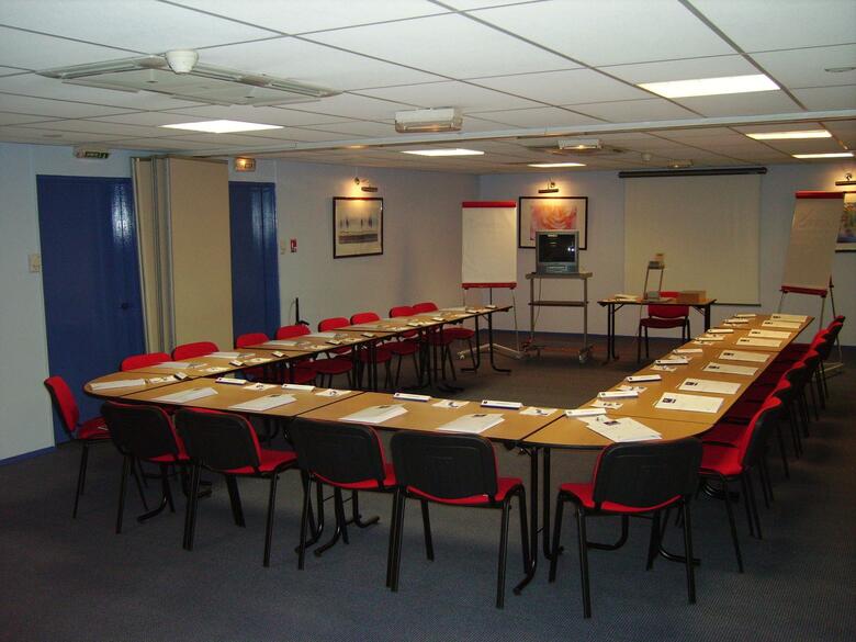 Hotel Kyriad Marne-la-vall�e-torcy