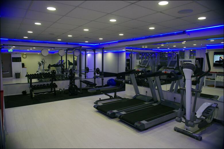 Best Western Regency Suites Hotel