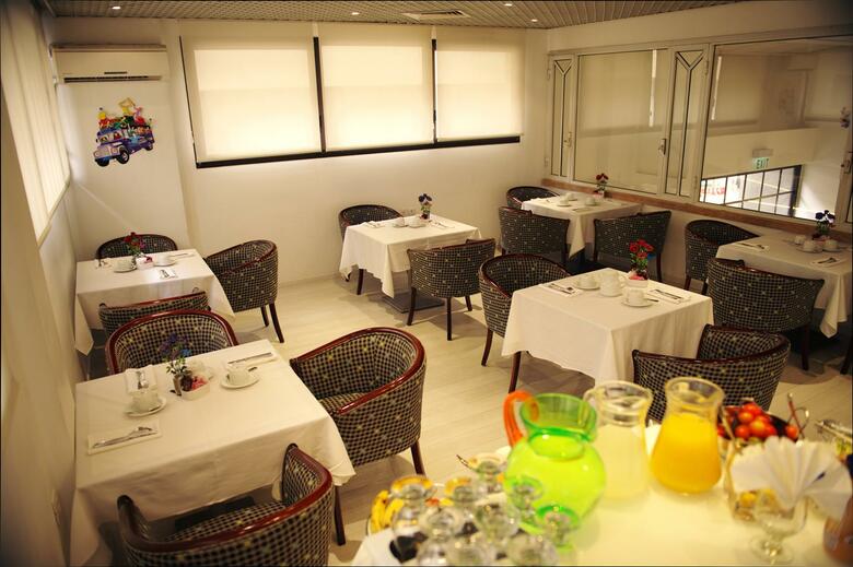 Best Western Regency Suites Hotel