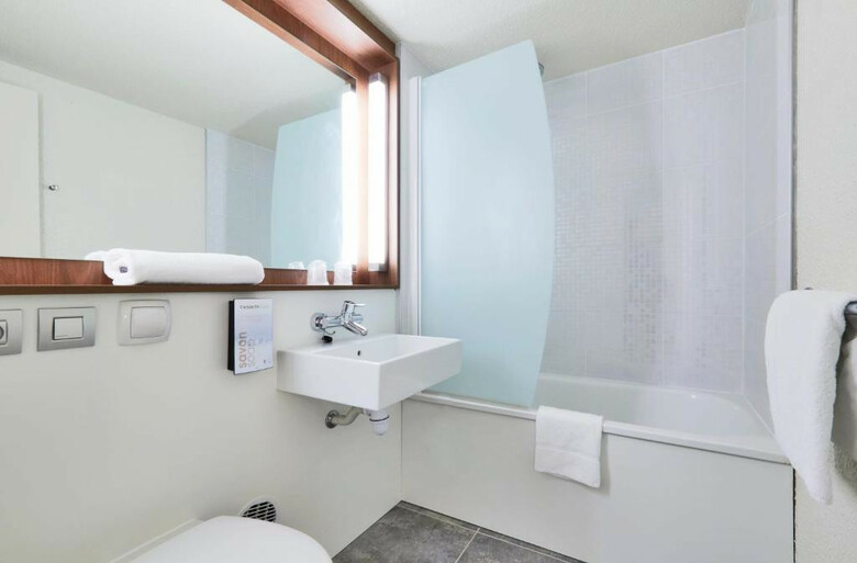 Hotel Campanile Saint Quentin En Yvelines