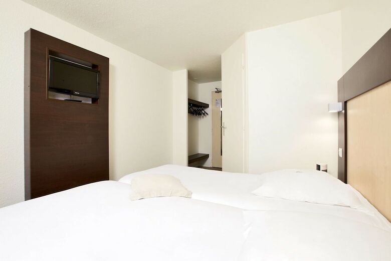 Hotel Kyriad Rouen Nord Mt St Aignan