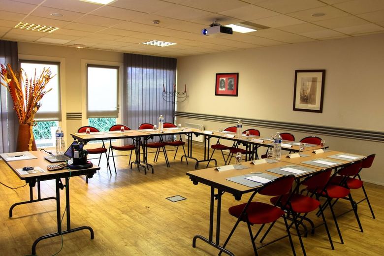 Hotel Kyriad Rouen Nord Mt St Aignan