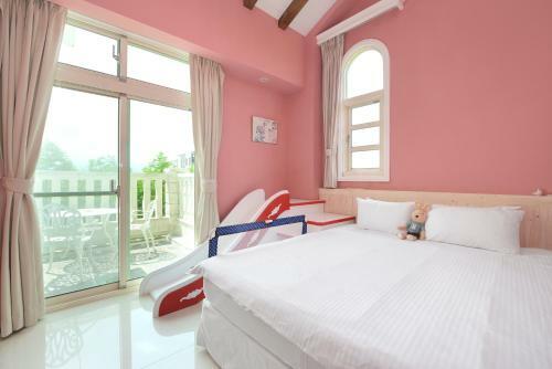 Bed & Breakfast Dancing Butterfly Inn Family Sliding Bnb