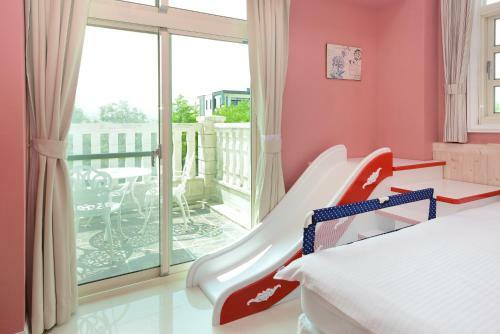 Bed & Breakfast Dancing Butterfly Inn Family Sliding Bnb