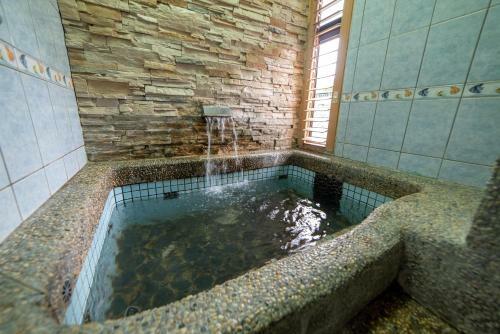 Posada Shankou Hotspring Hotel
