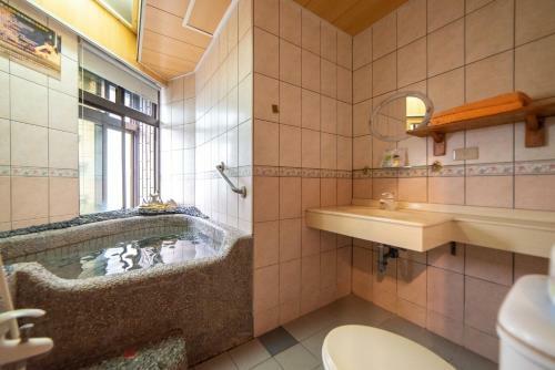 Posada Shankou Hotspring Hotel