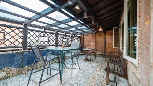 Posada Shankou Hotspring Hotel