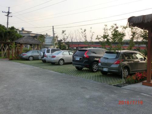 Jiaoxi 320 B&B