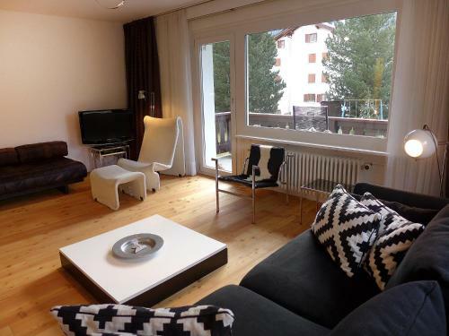 Apartment Chesa Vuorcha