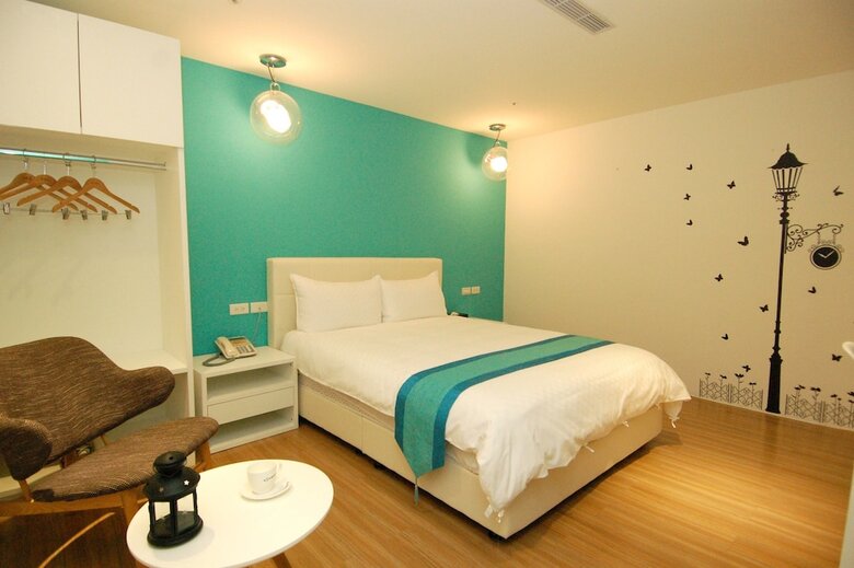Posada Season 5 Inn