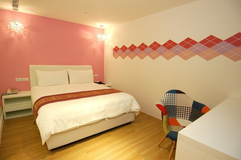Posada Season 5 Inn