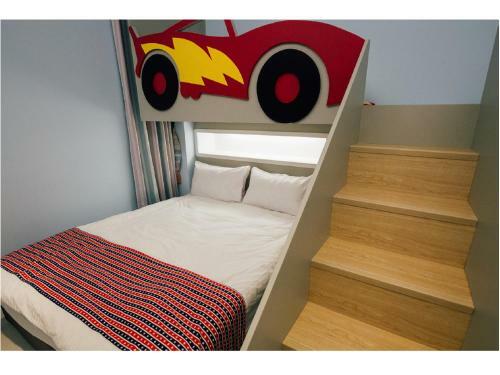 Yellowkite Hotel