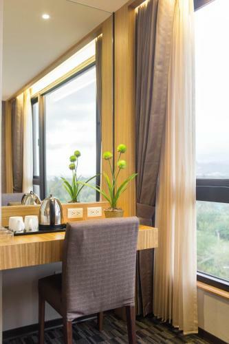 Kaishen Starlight Hotel