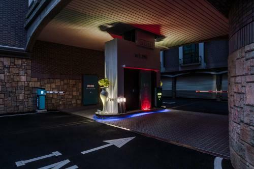 Mmmotel
