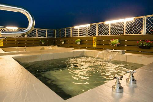 Royal Gold Hotel