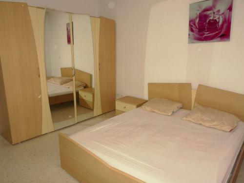 Imavac Apartments Fatimides