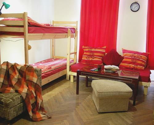 Hostel Drive
