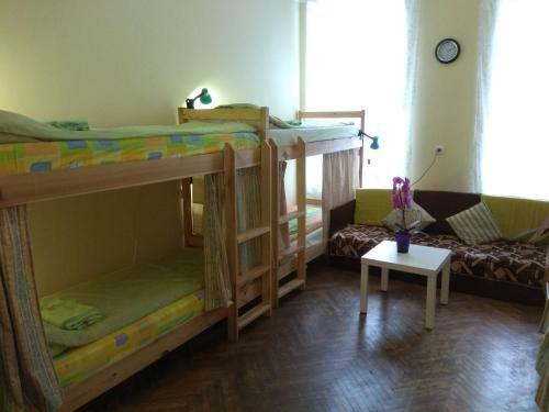 Hostel Drive
